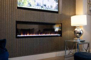 wandpenelen boven een verwarming